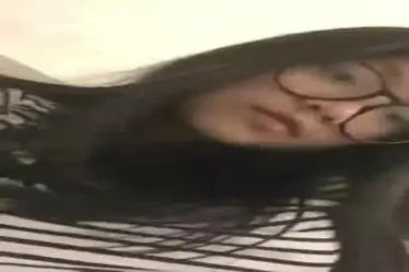 Scandal Juara Master Chef 2 Kacamata Baju Hitam